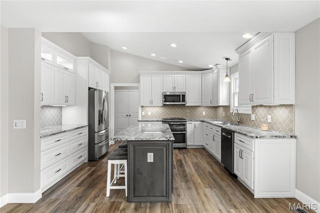 19 Lautrec Court, O'fallon, MO 63368