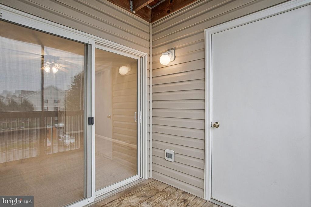 Image 33 of property listing at 6506 HOME WATER WAY #204, Glen Burnie, MD 21060