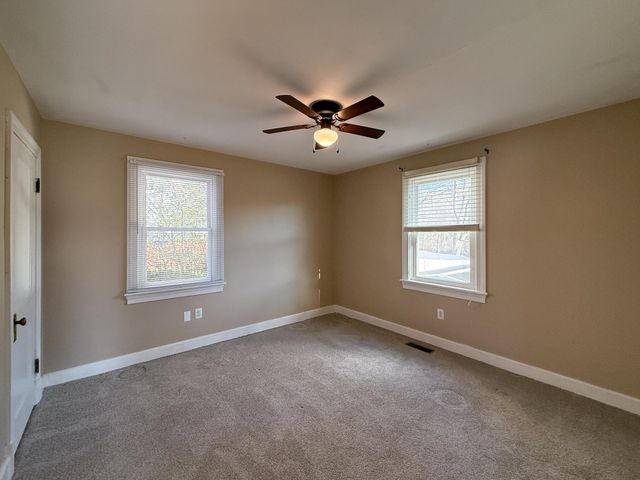 703 MONROE ST, Staunton, VA 24401