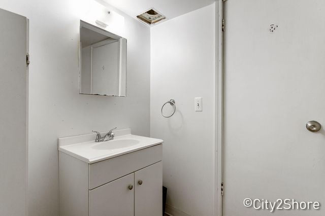 2235 Roys Avenue Sw, City Of Wyoming, MI 49519