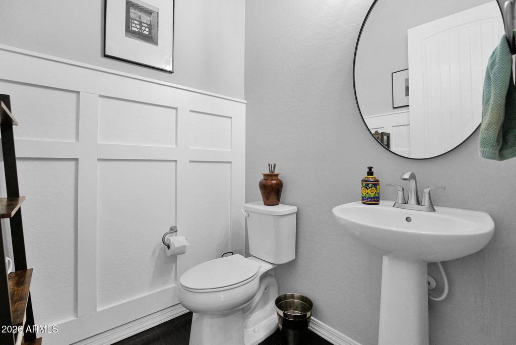 Image 27 of property listing at 5951 W CACTUS WREN Way, Florence, AZ 85132