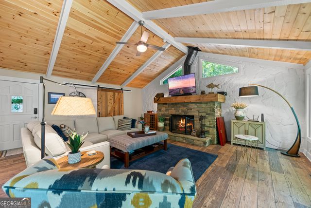 244 Lake View Court, Lavonia, GA 30553