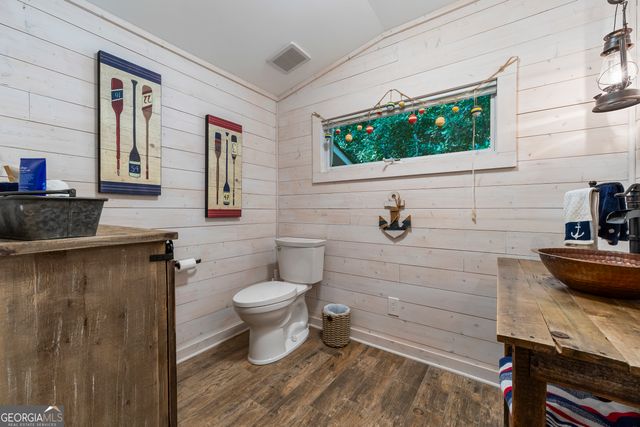 244 Lake View Court, Lavonia, GA 30553