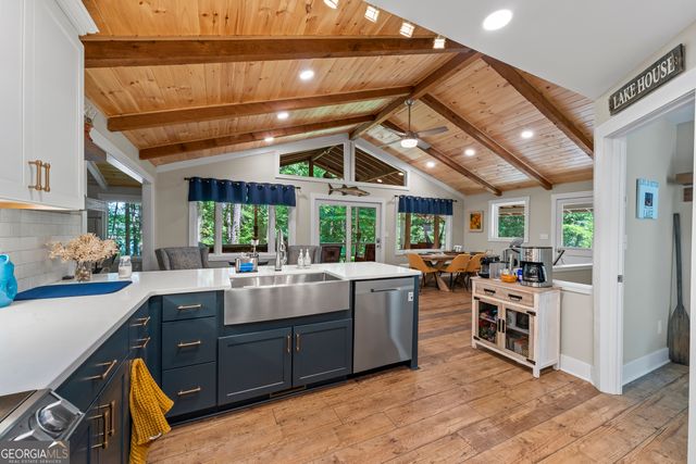 244 Lake View Court, Lavonia, GA 30553