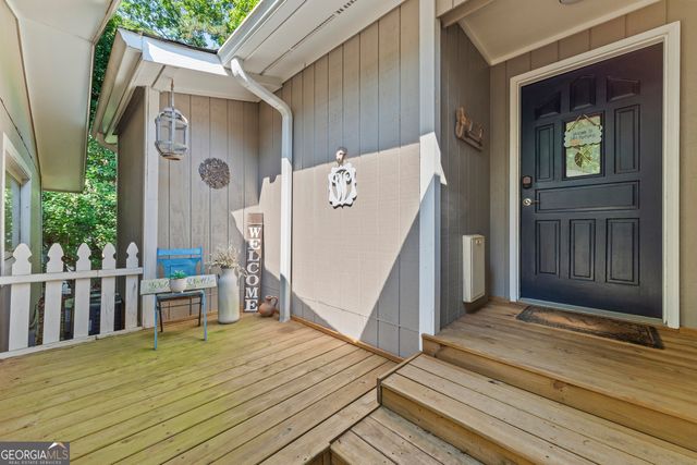 244 Lake View Court, Lavonia, GA 30553