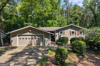 244 Lake View Court, Lavonia, GA 30553