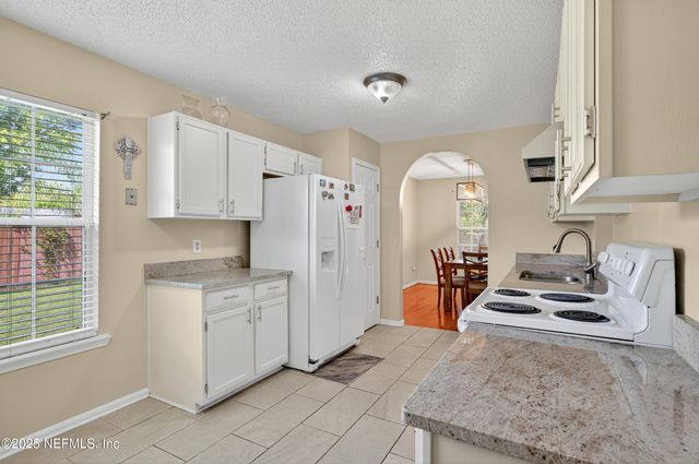 7992 DEWARS Court, Jacksonville, FL 32244