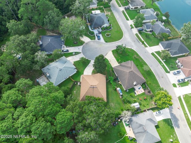 7992 DEWARS Court, Jacksonville, FL 32244
