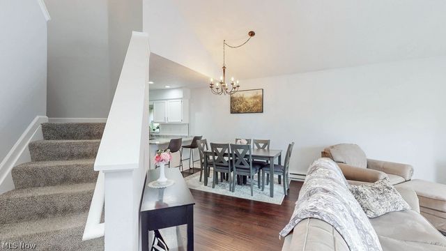 566 Hilltop Terrace, Tallmadge, OH 44278