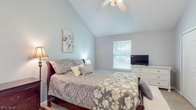 566 Hilltop Terrace, Tallmadge, OH 44278