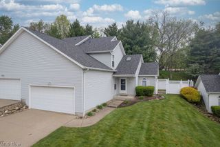 566 Hilltop Terrace, Tallmadge, OH 44278