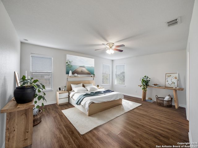 1306 Hummingbird, San Antonio, TX 78245