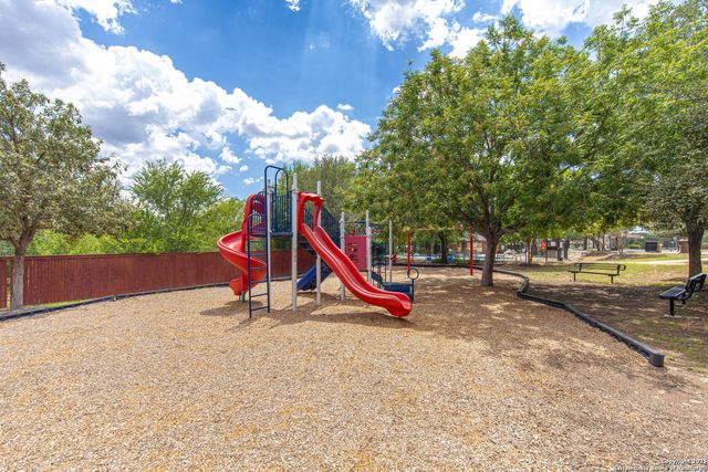 1306 Hummingbird, San Antonio, TX 78245