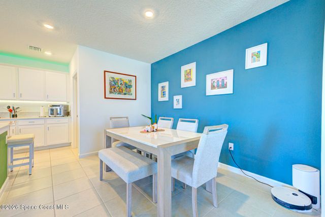 712 Papillon Street SW, Palm Bay, FL 32908