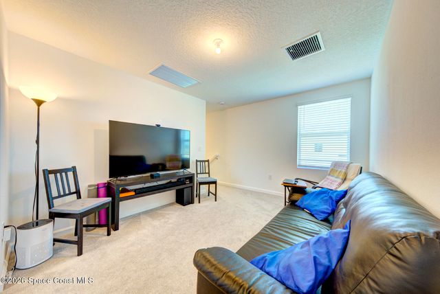 712 Papillon Street SW, Palm Bay, FL 32908
