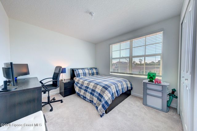 712 Papillon Street SW, Palm Bay, FL 32908