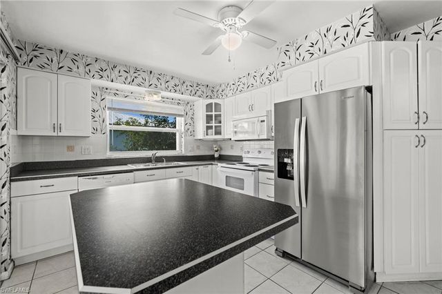 4402 SE 1st PL, Cape Coral, FL 33904