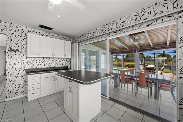 4402 SE 1st PL, Cape Coral, FL 33904