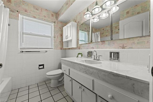 4402 SE 1st PL, Cape Coral, FL 33904