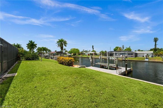 4402 SE 1st PL, Cape Coral, FL 33904