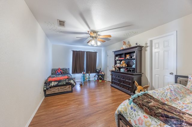 9517 County Road 419, Grandview, TX 76050