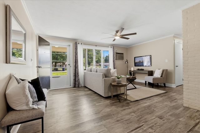 32 Massachusetts Ave., Danvers, MA 01923
