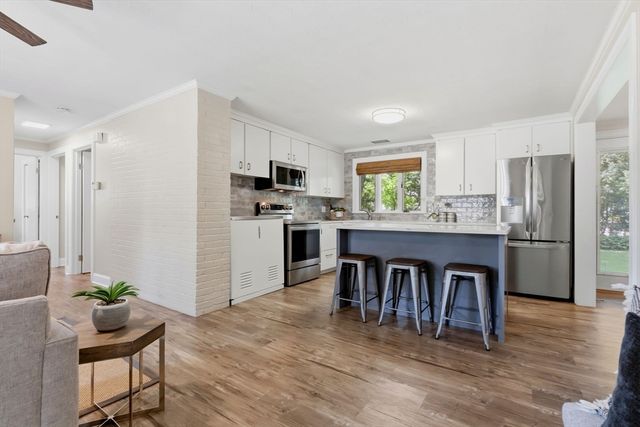 32 Massachusetts Ave., Danvers, MA 01923