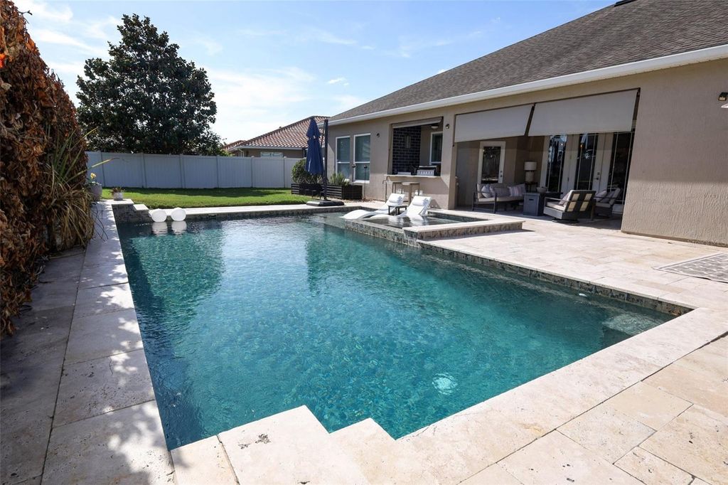 Image 53 of property listing at 3956 ISLE VISTA AVENUE, Belle Isle, FL 32812