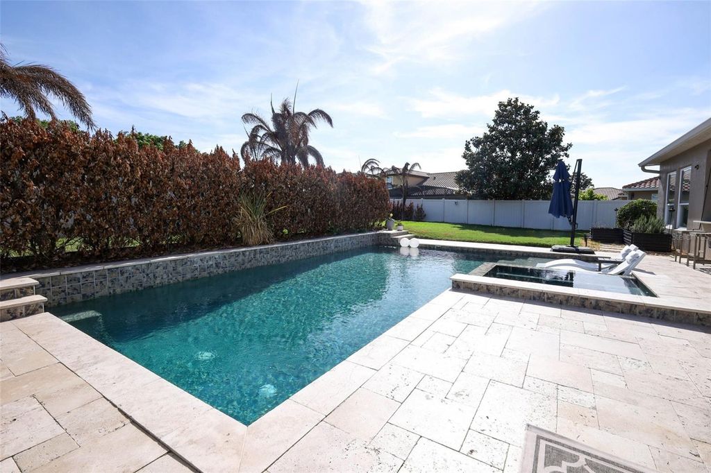 Image 54 of property listing at 3956 ISLE VISTA AVENUE, Belle Isle, FL 32812