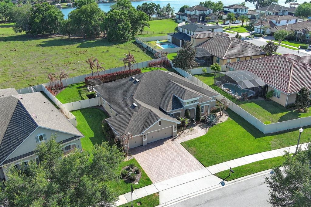 Image 73 of property listing at 3956 ISLE VISTA AVENUE, Belle Isle, FL 32812