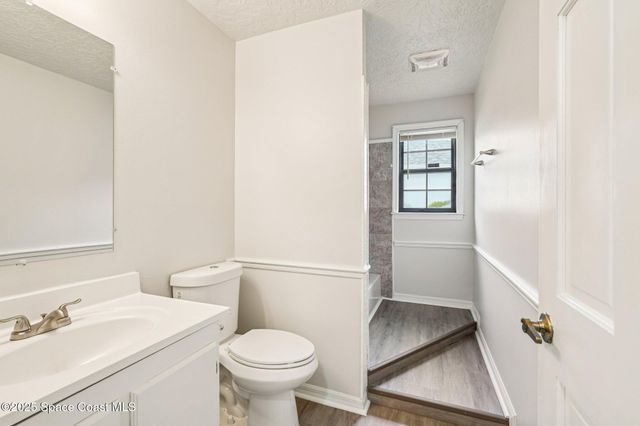 491 Seahorse Circle SE, Palm Bay, FL 32909