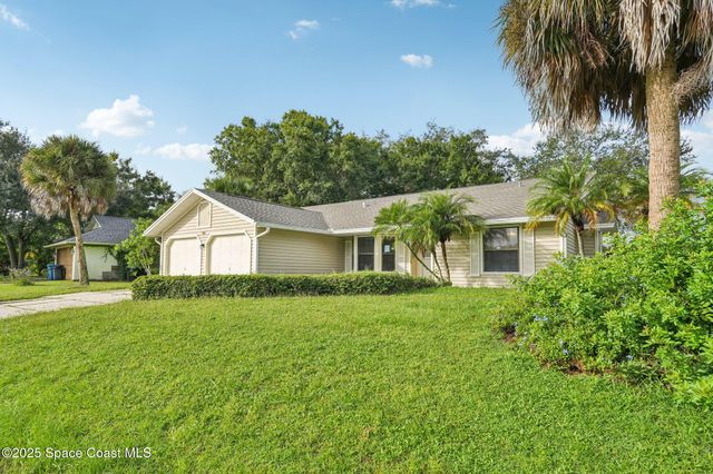 491 Seahorse Circle SE, Palm Bay, FL 32909
