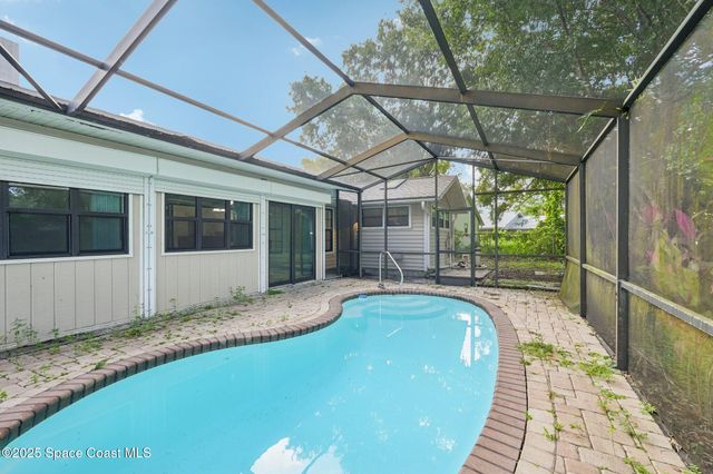 491 Seahorse Circle SE, Palm Bay, FL 32909