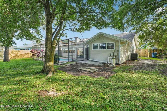491 Seahorse Circle SE, Palm Bay, FL 32909