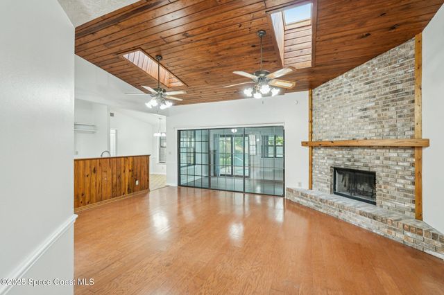 491 Seahorse Circle SE, Palm Bay, FL 32909