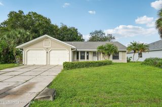 491 Seahorse Circle SE, Palm Bay, FL 32909
