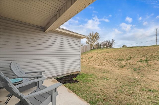 3460 Red Tail Way, Farmington, AR 72730