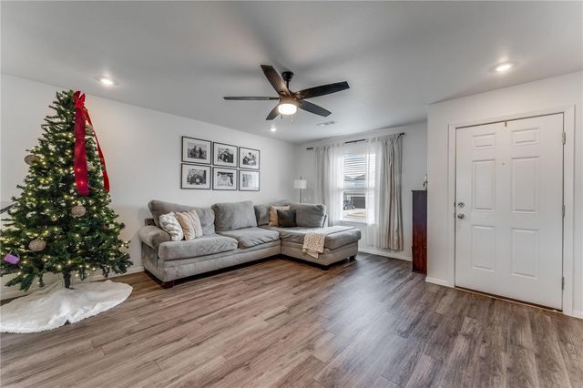 3460 Red Tail Way, Farmington, AR 72730