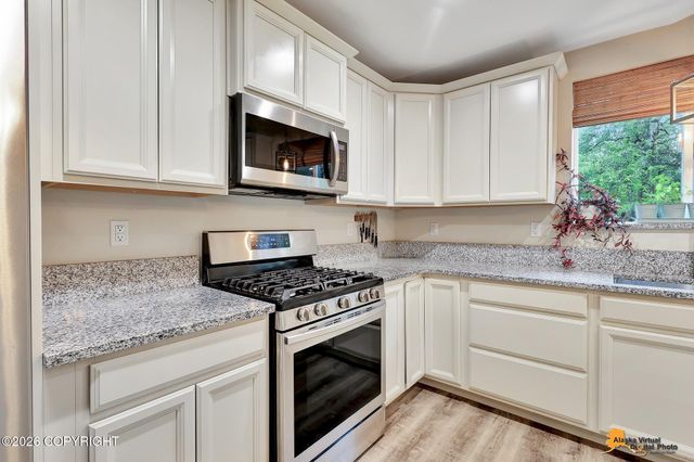 680 E Diamond Wood Way, Wasilla, AK 99654