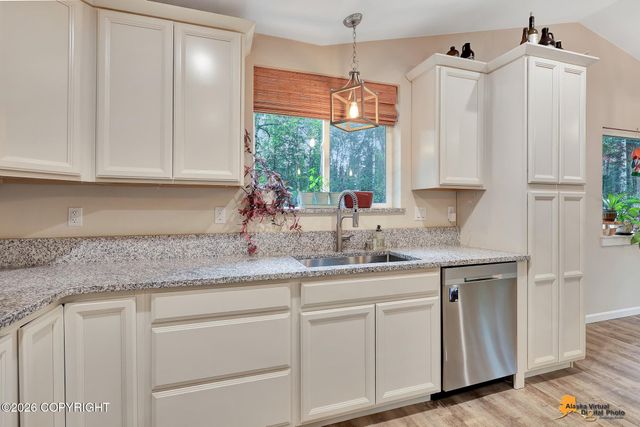 680 E Diamond Wood Way, Wasilla, AK 99654
