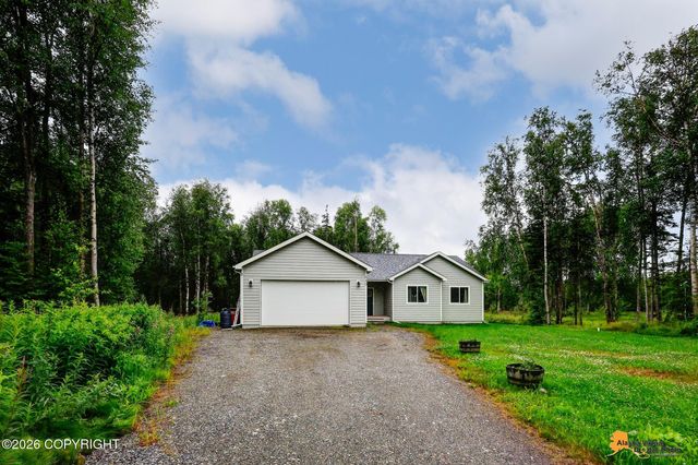 680 E Diamond Wood Way, Wasilla, AK 99654