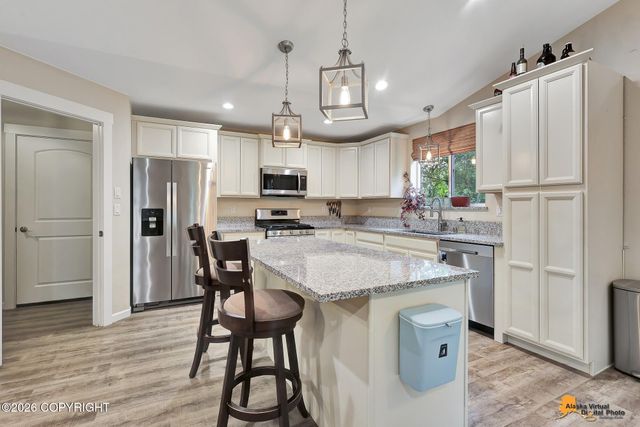 680 E Diamond Wood Way, Wasilla, AK 99654