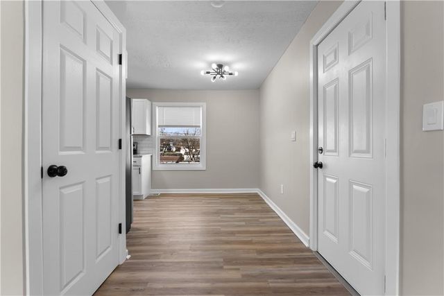 804 N 83rd Drive, Kansas City, KS 66112