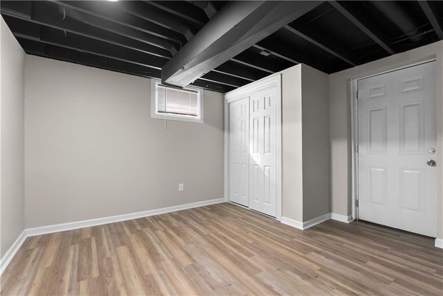 804 N 83rd Drive, Kansas City, KS 66112