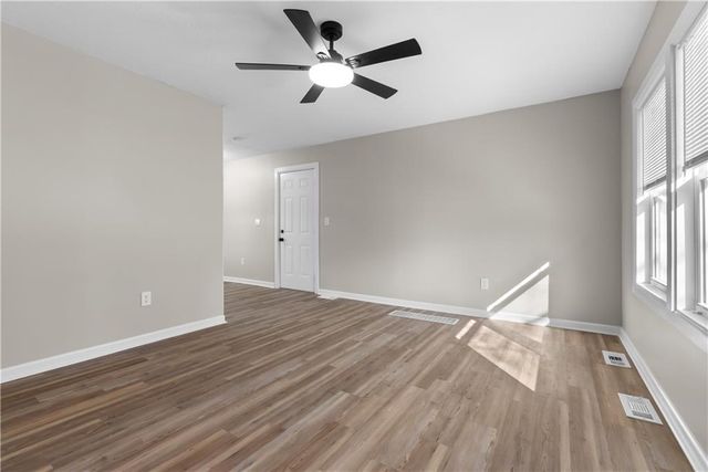 804 N 83rd Drive, Kansas City, KS 66112