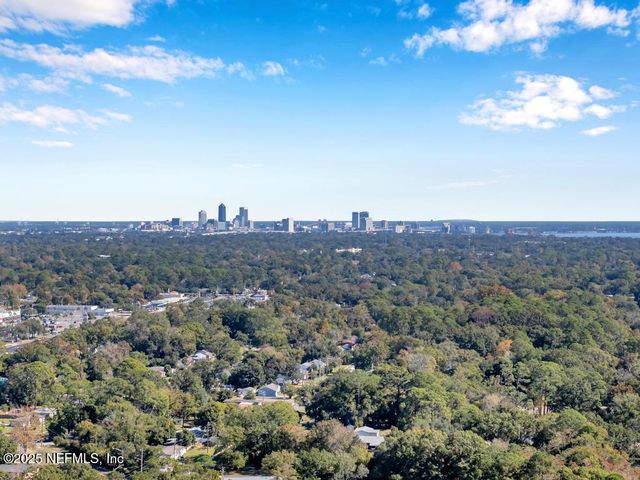 1130 FOUNTAIN Road, Jacksonville, FL 32205