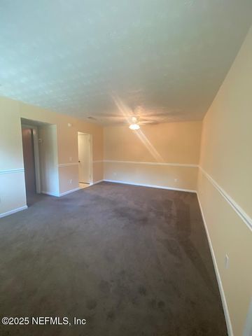 1130 FOUNTAIN Road, Jacksonville, FL 32205