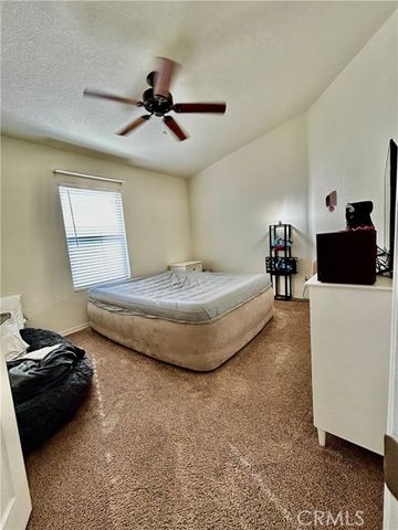 1536 S State St 148, Hemet, CA 92543