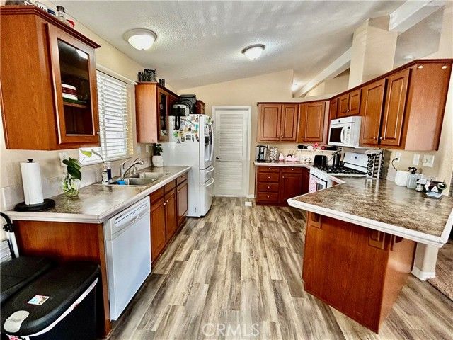 1536 S State St 148, Hemet, CA 92543