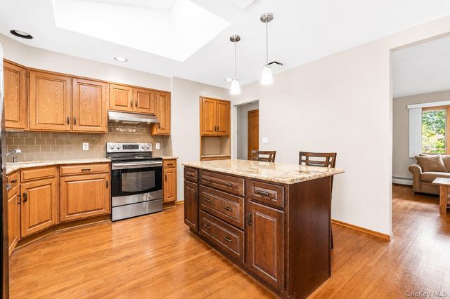 51 Longworth Avenue, Dix Hills, NY 11746